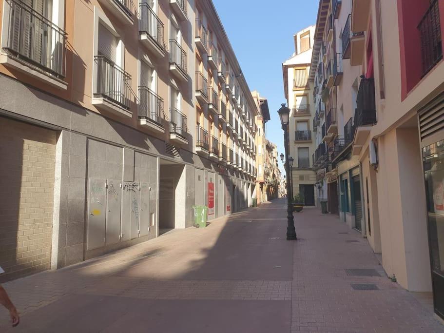 Centro Zaragoza, Con Parking Incluido Apartment Luaran gambar